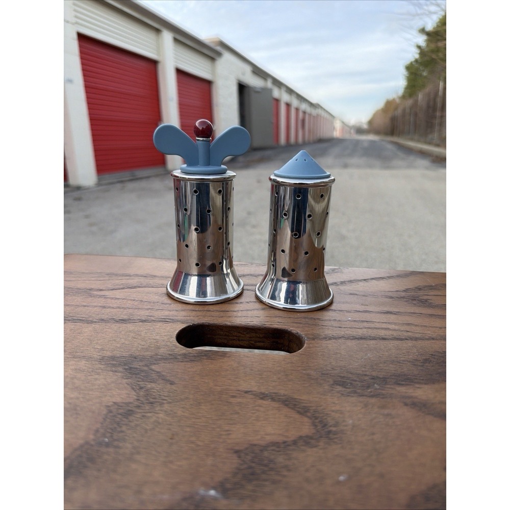 Alessi Salt Pepper Shaker Set Blue Tops INOX 18/10 Italy Stainless Steel - Picture 8 of 8